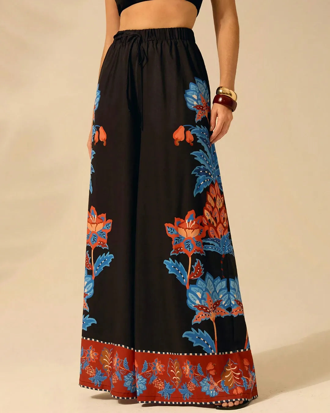 Calça Pantalona Noir Tropicale