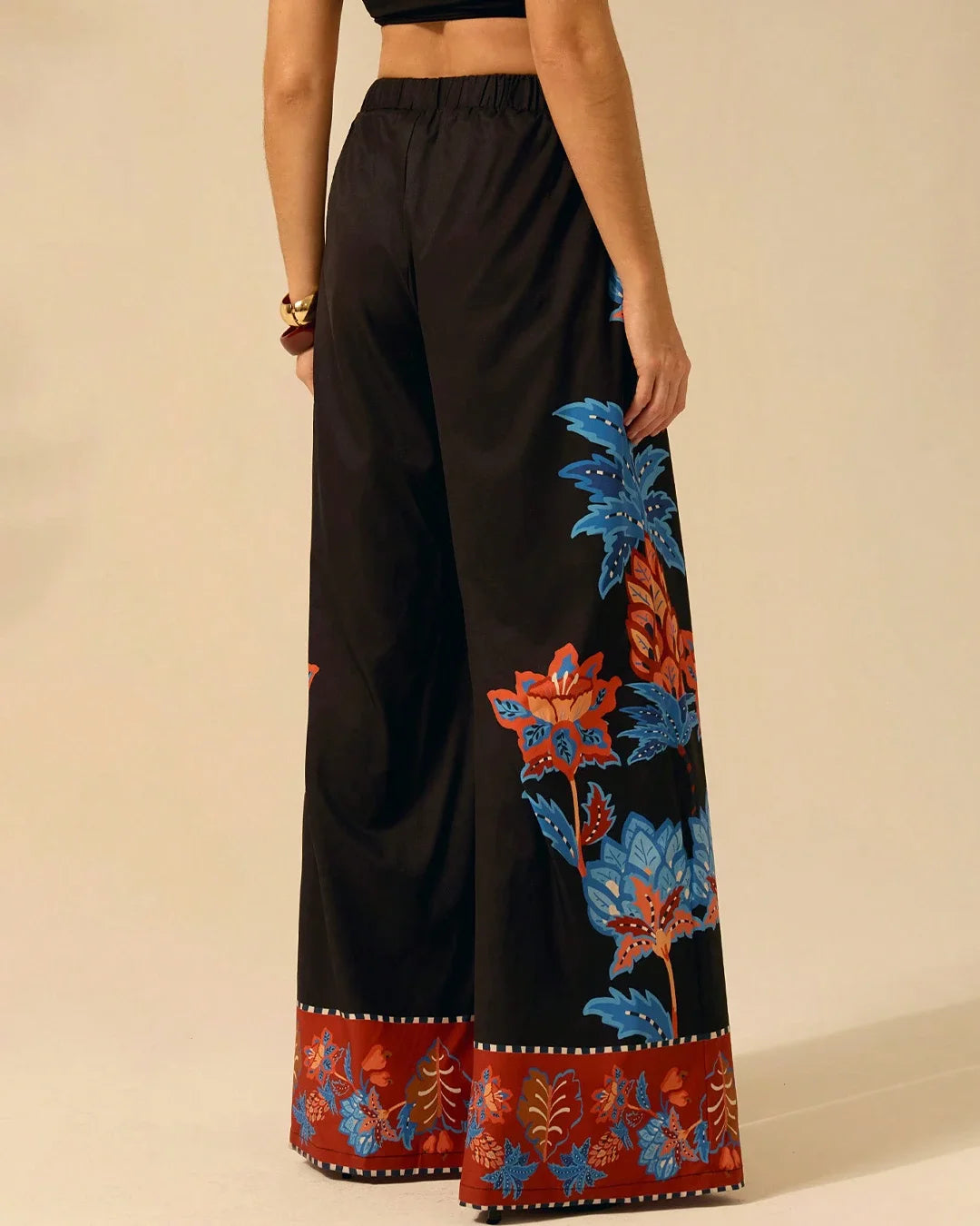 Calça Pantalona Noir Tropicale