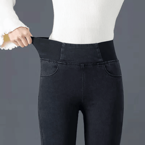 Calça Jeans Skinny com Cintura Alta